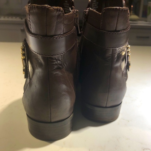 Booties Ann Klein brown 9.5 - Picture 4 of 7
